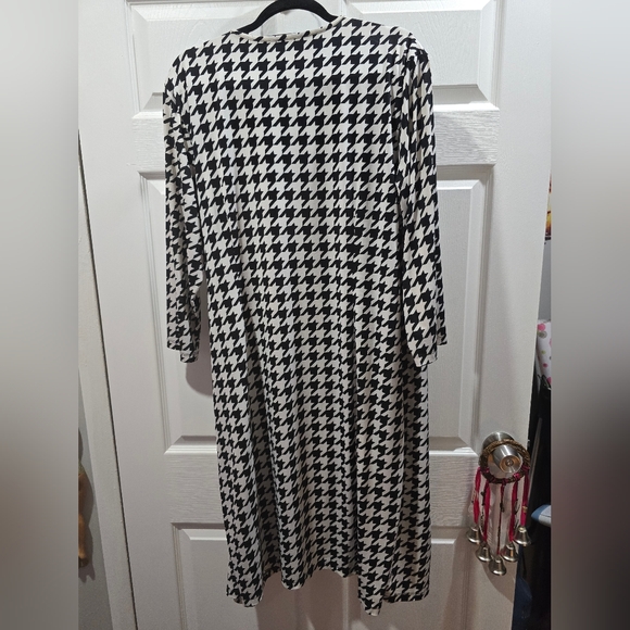 CATO HOUNDSTOOTH BODYCON WRAP DRESS 20W - Picture 9 of 10